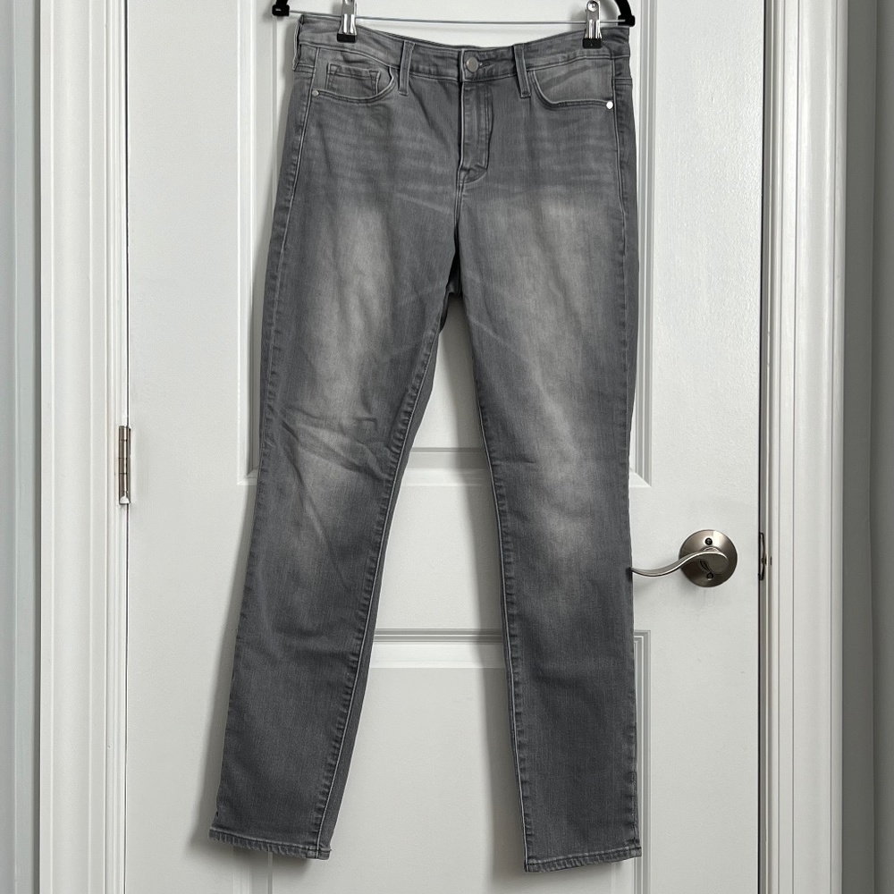 Athleta Sculptek Skinny Jeans in Quartz Wash - Size 8